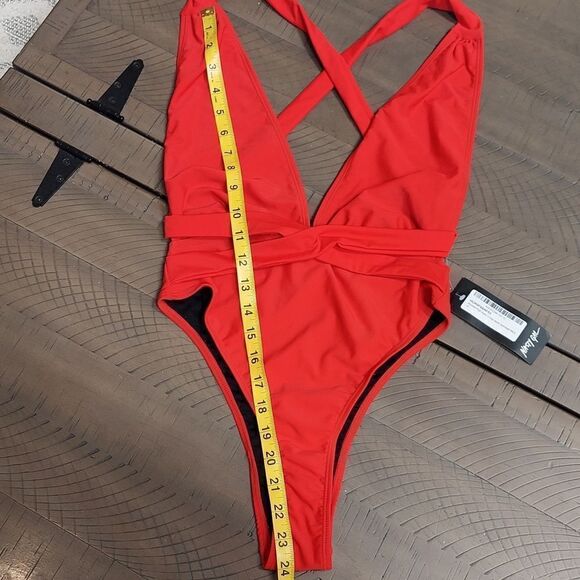 Nasty Gal Red Plunge Neck Cross Back One-Piece Swimsuit Sz 0 NWT - Picture 4 of 8